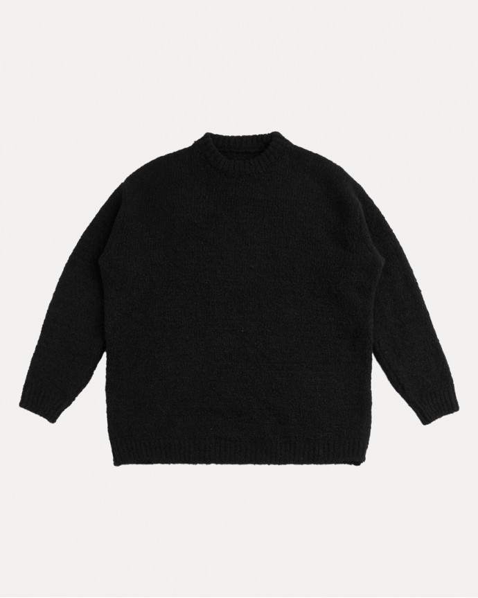 BLACK CLASSIC SWEATER