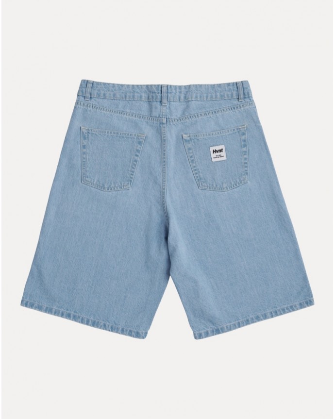 LIGHT BLUE WASHED CLASSIC DENIM SHORT